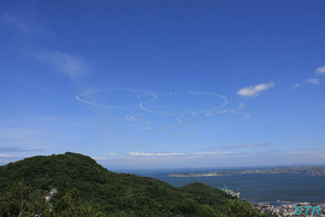 小松島港祭りブルーインパルス展示飛行2日目