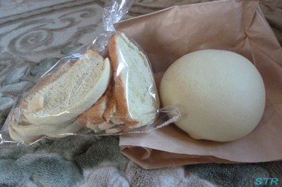 移動パン屋のメロンパン