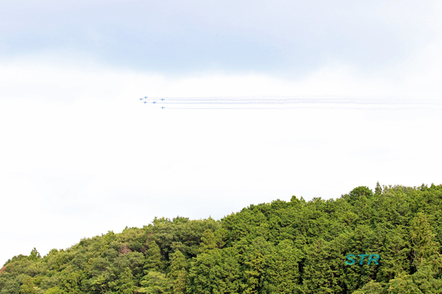 自衛隊フェスタ50・70in滋賀高島 ブルーインパルス展示飛行 予行